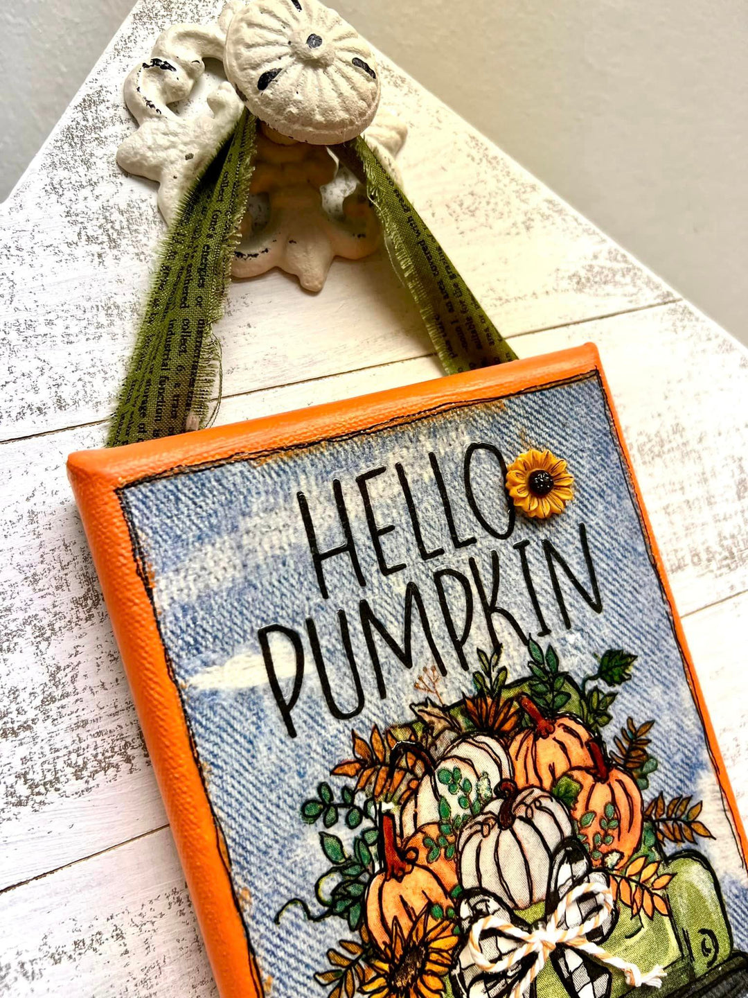 Welcome Home: Seasonal Canvas Display DIY Decor Kit  - Halloween/Autumn