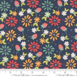 August 2025 Fabric Fan Club: Tote & Tassel Materials