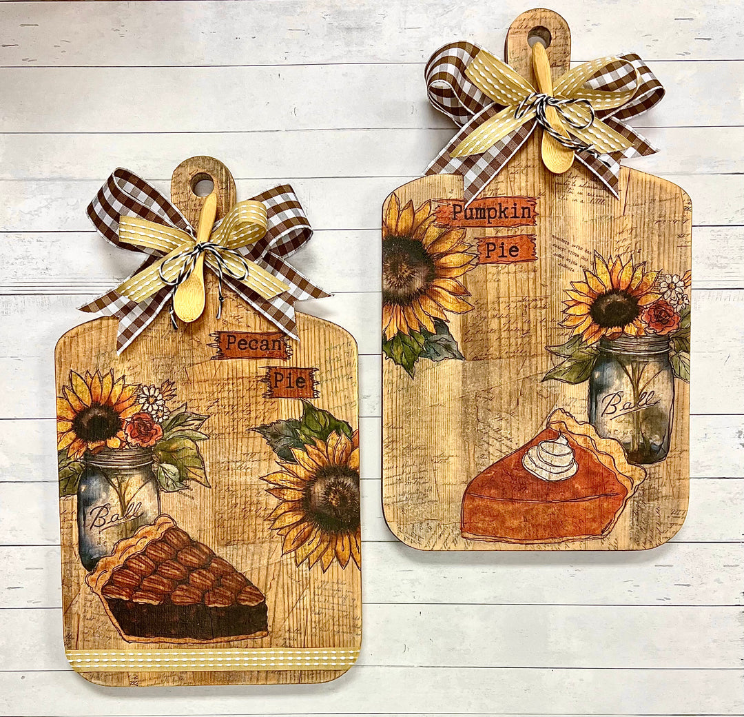 Holiday Reversible Cutting Board DIY Decor Kit