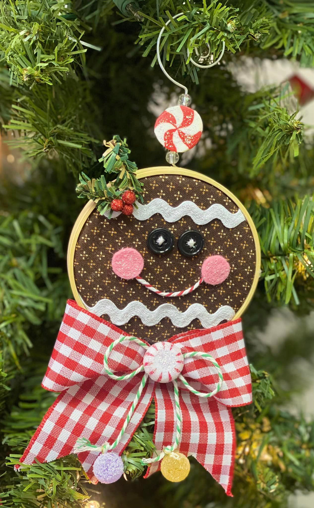 Gingerbread Hoop Ornament Kit